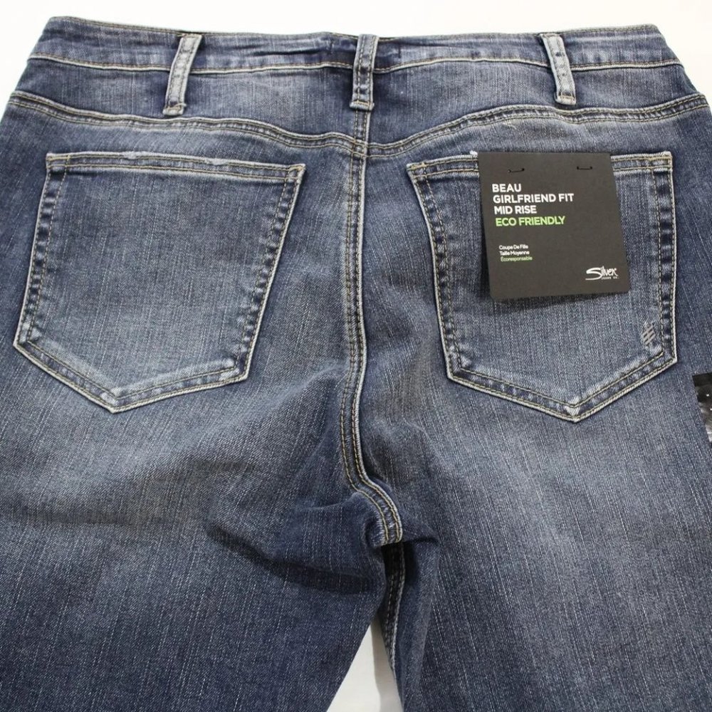 BRAND NEW Silver Jeans Capris!